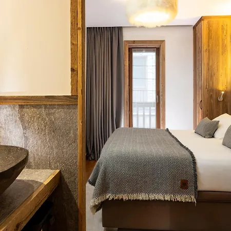 Hotel Mont-Blanc Val D'Isere Exterior photo